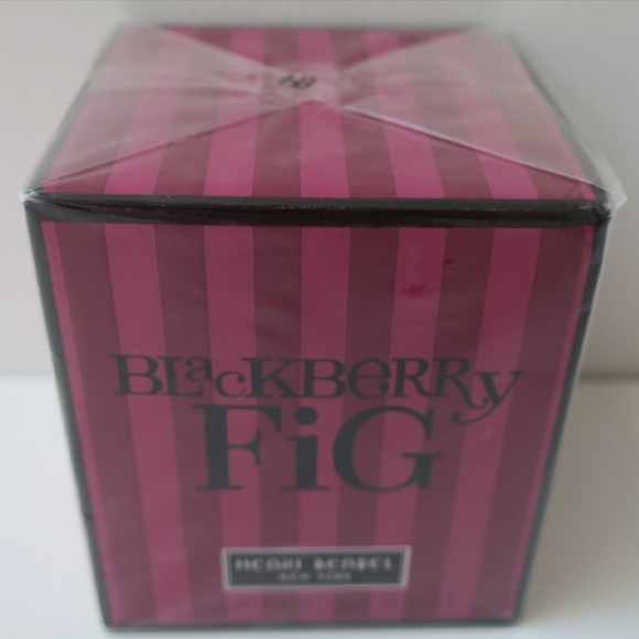 Henri Bendel Blackberry Fig Scented Candle - Picture 6 of 10